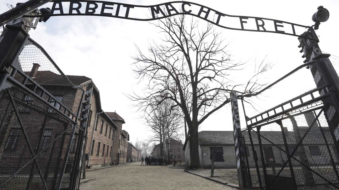 historia de jan liwacz y el desafio de resistencia en auschwitz