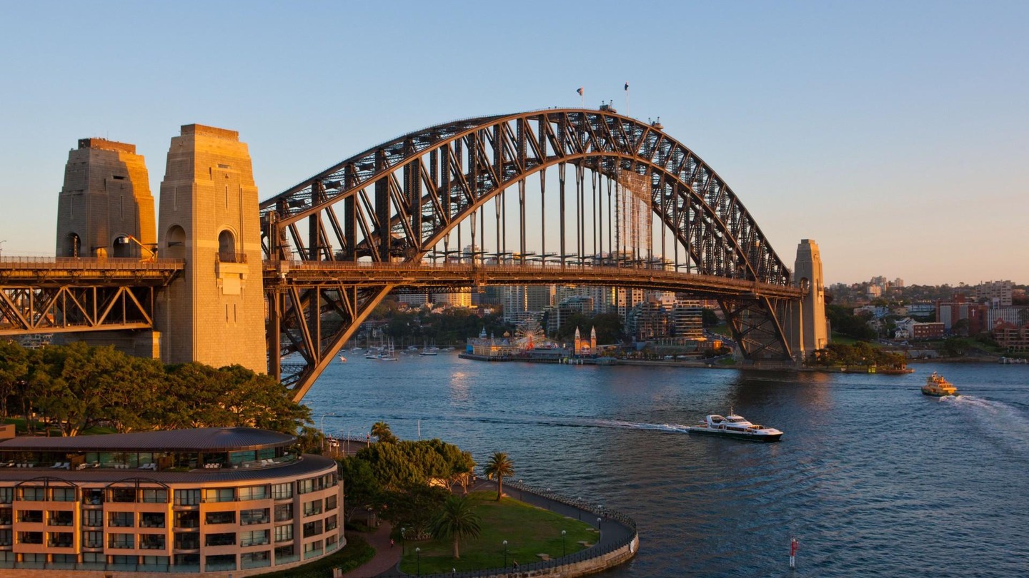 datos interesantes puente bahia puerto sidney