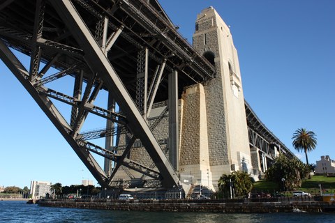pilon puente sidney