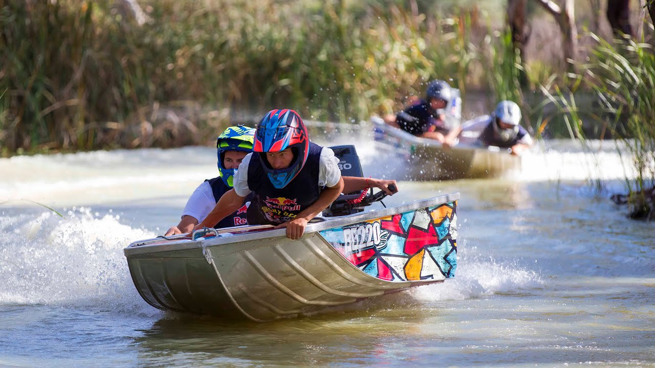 dinghy racing