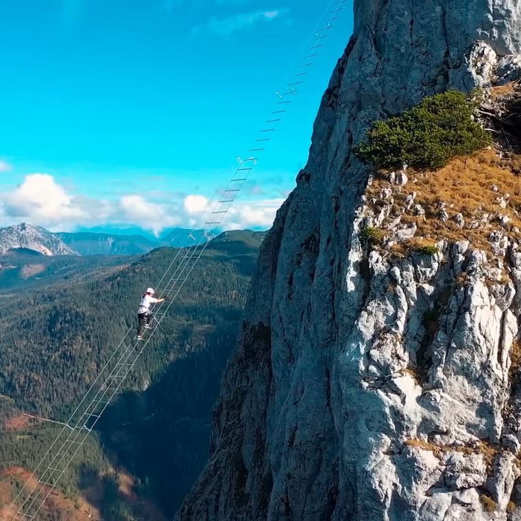 la escalera al cielo de los alpes via ferrata grosser donnerkogel