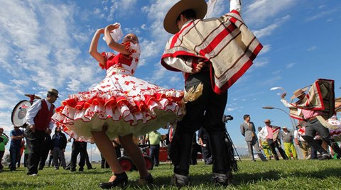 cueca chile
