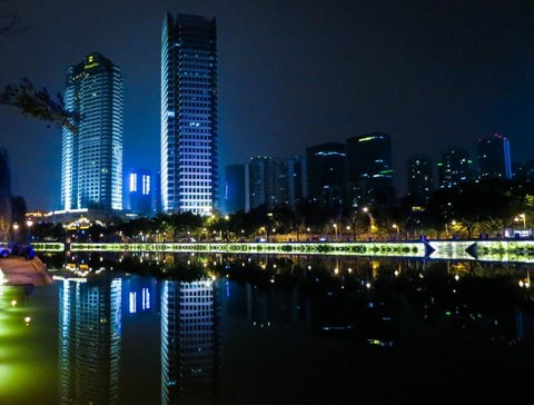 chengdu skyline noche