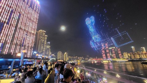 espectaculo de drones sobre el yangtse