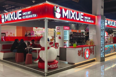 tienda mixue en un centro comercial