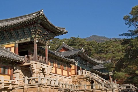 statue of buddha gyeongju