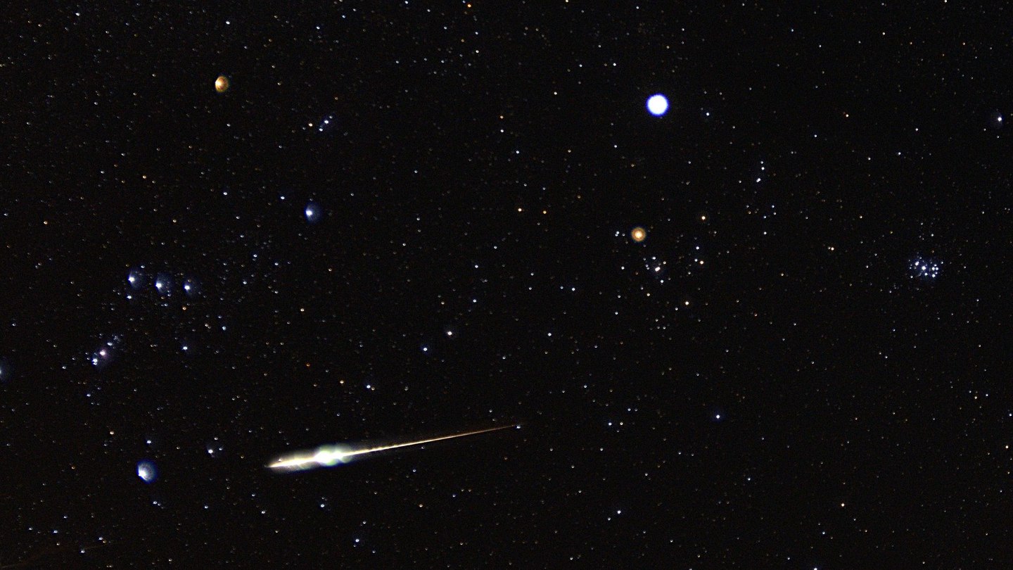 cual es la diferencia asteroides cometas meteoroides meteoros y meteoritos