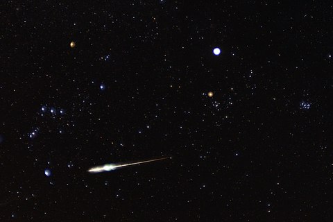 cual es la diferencia asteroides cometas meteoroides meteoros y meteoritos