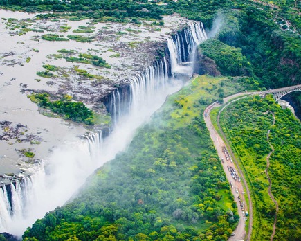 cual es la diferencia entre cascada y catarata