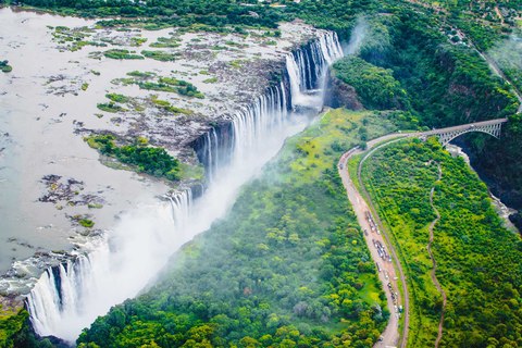cual es la diferencia entre cascada y catarata