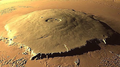 cual es mayor volcan sistema solar