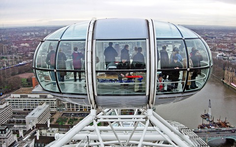 london eye capsule