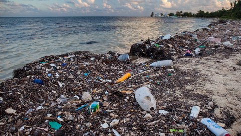 cuales son los paises que contaminan mas plastico