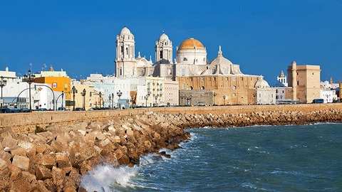 ¿ por qué son tan parecidas la habana ( cuba) y cádiz ( españa)?