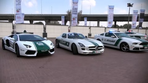 coches policia dubai