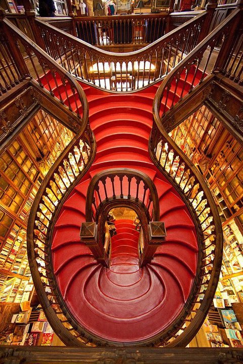 staircase lello bookshop