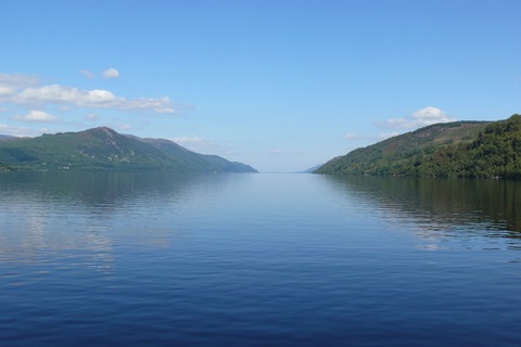 lago ness escocia