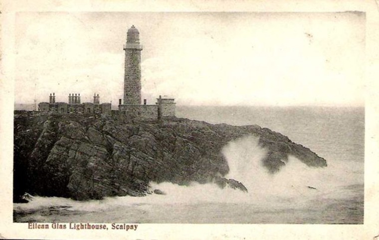 faro de la isla eilean mor