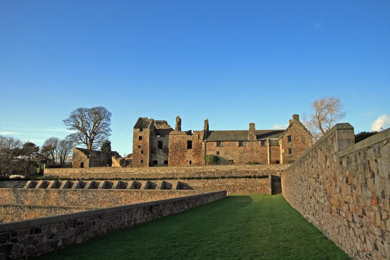 castillo de aberdour escocia