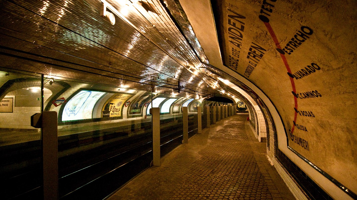 metro madrid estacion fantasma chamberi