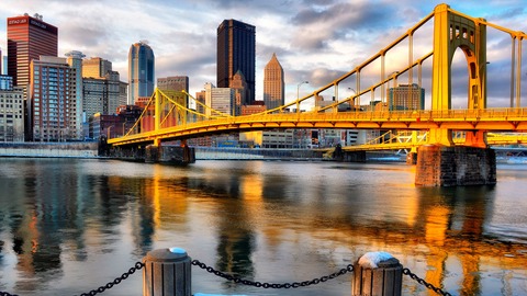¿ por qué es conocida pittsburgh como la ciudad de los puentes?