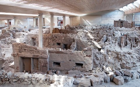 akrotiri santorini greece pompeii