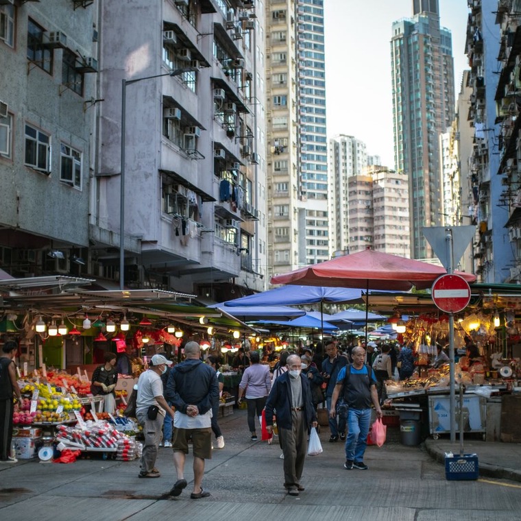 como gestionar el dinero en hong kong