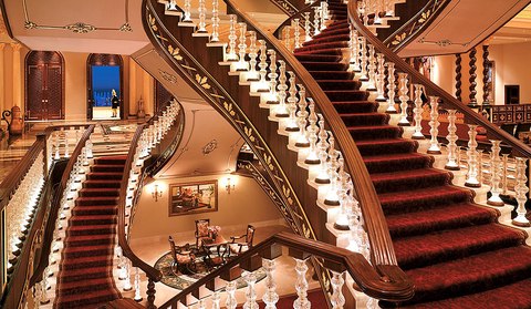 palacio titanic mardan