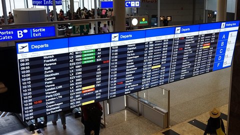 vuelo retrasado cancelado
