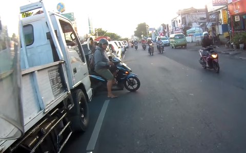 consejos conduccion moto bali