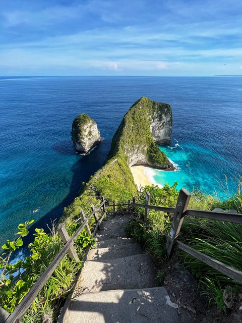 kelingking beach nusa penida