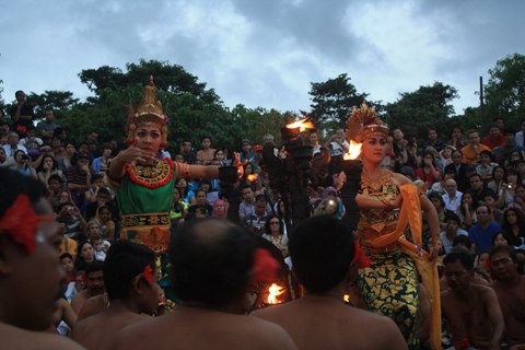 danza kecak uluwatu