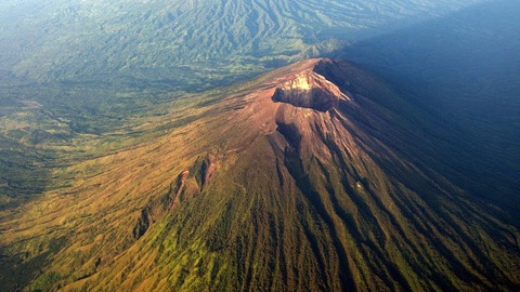 subir monte agung bali