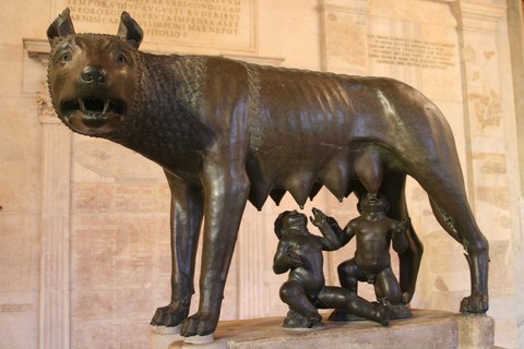 cuando se fundo roma mitologia