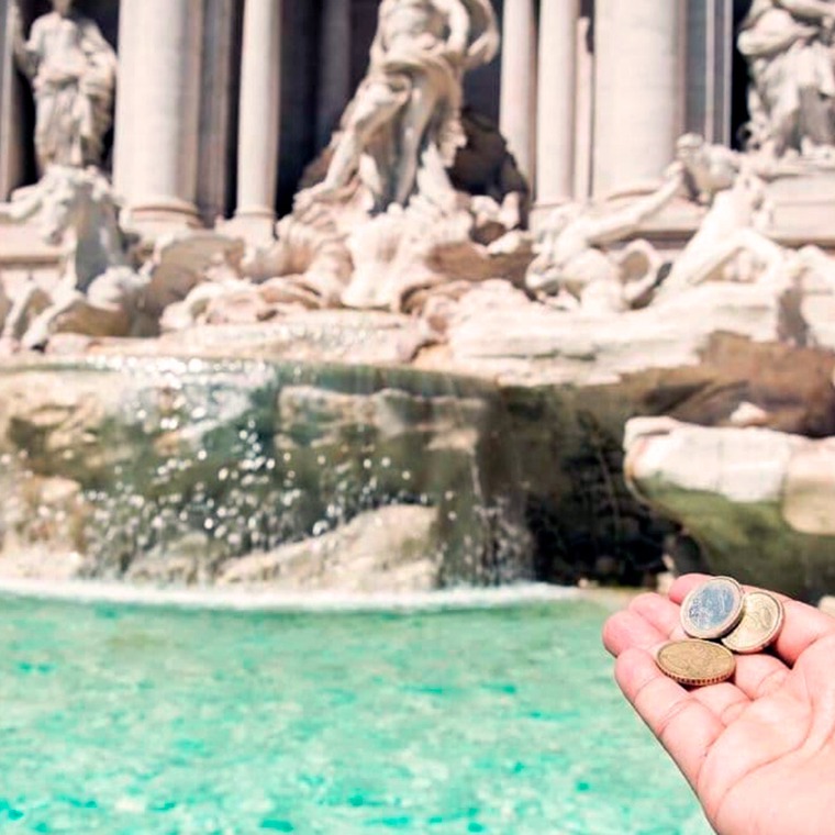 cuanto dinero se tira a la fontana di trevi