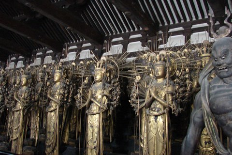 santuario sanjusangendo kioto japon