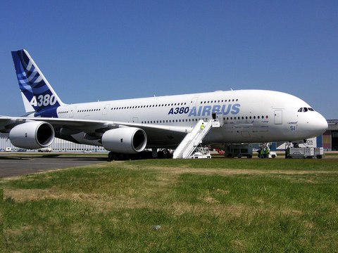 la corta vida del a380 primer vuelo 2005