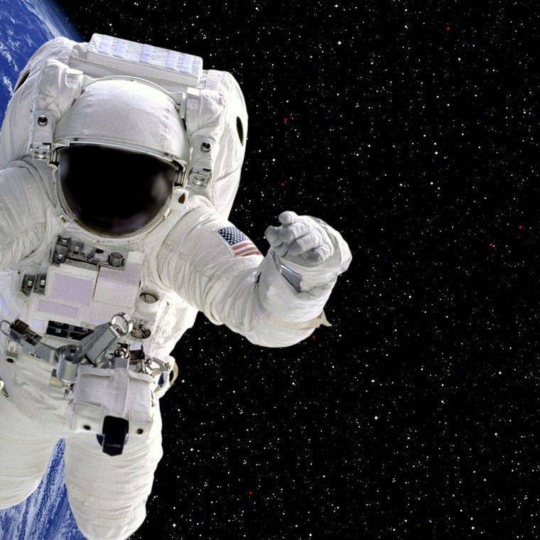 mito un humano explotaria en el espacio