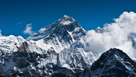el monte everest la montaña más alta del mundo