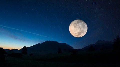 ¿ qué nombre recibe la luna llena en diferentes culturas?