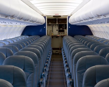 por que puede ser interesante elegir el asiento en la ultima fila del avion