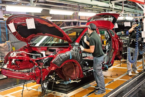 cuales son mayores industrias de portugal