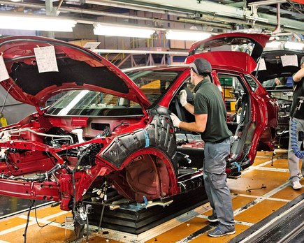 cuales son mayores industrias de portugal