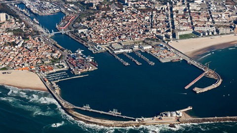 matosinhos y la destruccion de una de las rompientes para surf mas consistentes