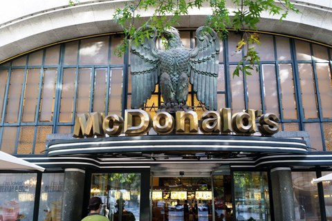 mc donalds mas bello del mundo esta en oporto