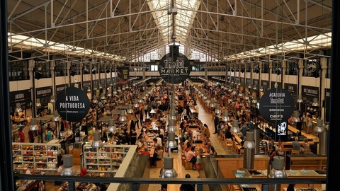 mercado de la ribeira lisboa