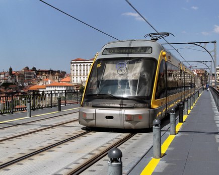 guia oporto metro