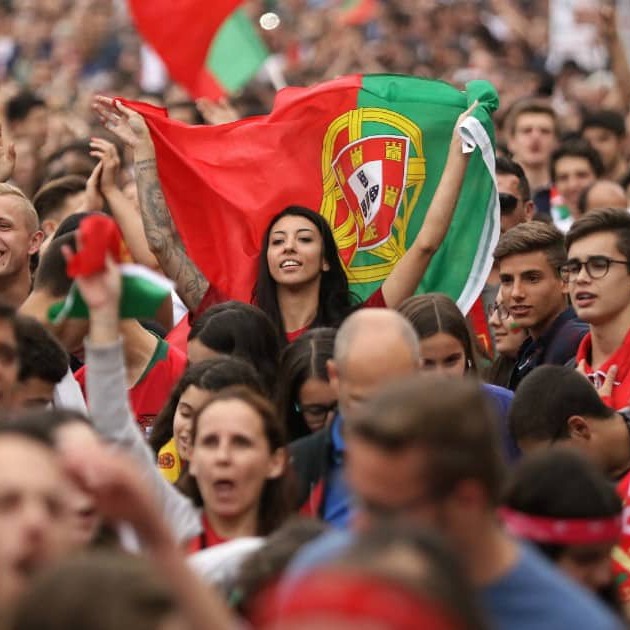 que idiomas se hablan en portugal