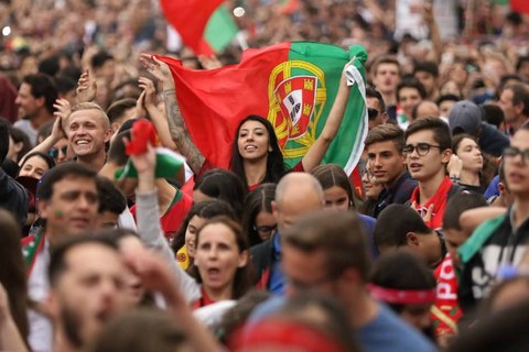 que idiomas se hablan en portugal