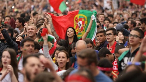 que idiomas se hablan en portugal